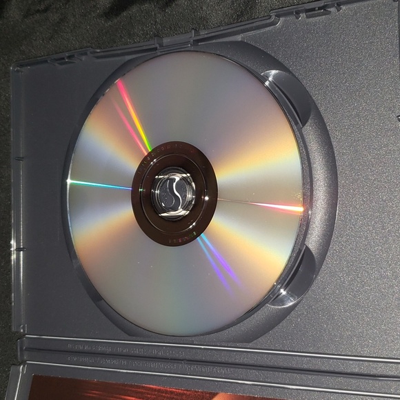 Multiple DVD's - Picture 7 of 9